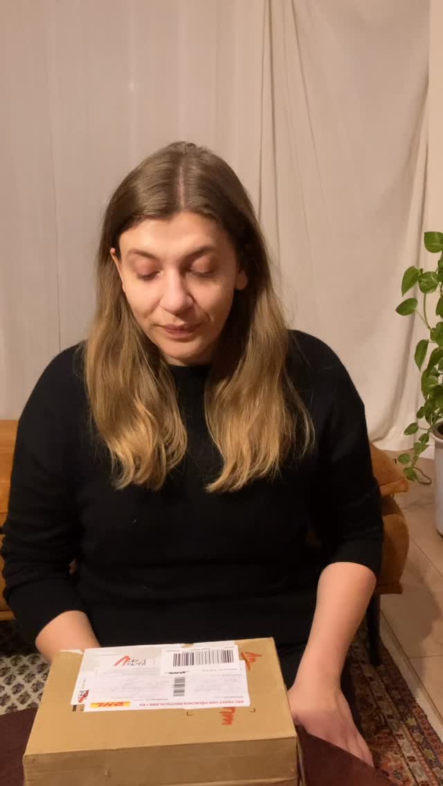 Watch me unpack @lialshoshann 's booklet from her newest album, Josefin Sans—out now!
I had the privilege of designing and illustrating this booklet, which also functions as a note and sketchbook.
#grimms_illustrations #song #album #unboxing #illustration #ink #bookillustrator