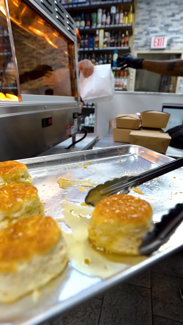 Good food speaks for itself — and ours says wow. 😋🔥
📍 3976 Pelham St, Dearborn Heights, MI
☎️+1 (313) 562-2880
⏰ Open 7 Days