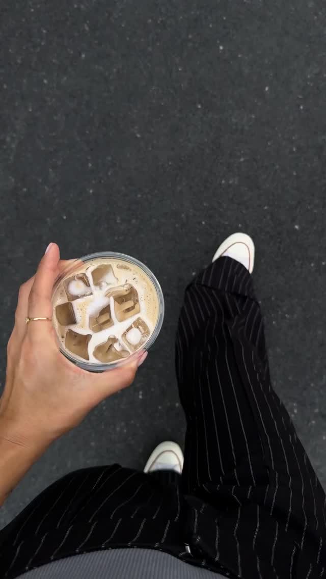 Fresh opinions brewing ☕️
Unfortunately, they’re all unsolicited.
#coffeewalk #dailyrituals #girlwithopinions #brewingideas #houseofconversation