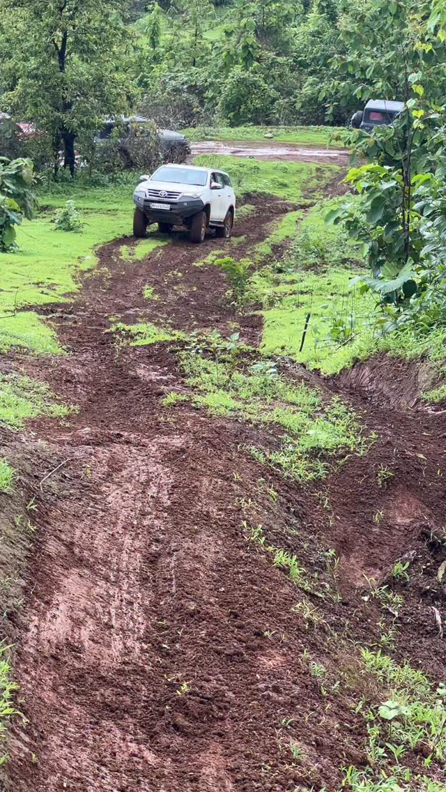 Episode #2 of our new series of what not to do!
You Folks in comments try to guess what all is wrong (or should have been done) and after 24hours I’ll edit the caption and put in my views.
#learnoffroad