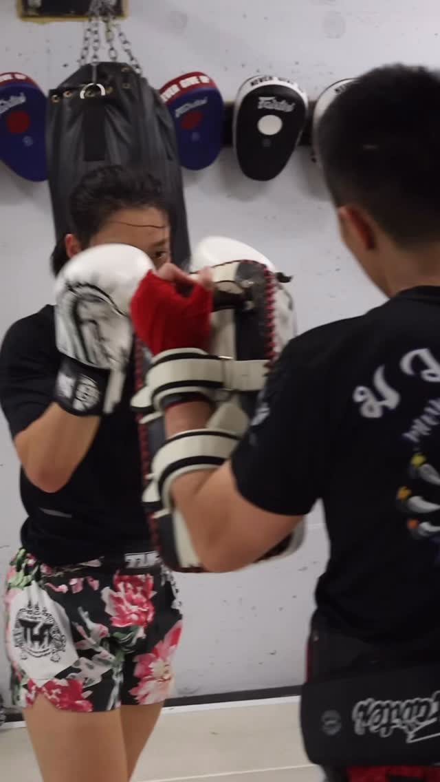 Vancouver’s home for Muay Thai 🖤
Open to all levels: beginner, intermediate, advanced. If you’re looking to start a new hobby or want to join a competitive team, East Van Muay Thai could be your new home.
One week free trial is available now!
📍 EVMT
📧hello@evmt.ca
📲 Phone: 1 (778) 834-2038
#vancouver #muaythaivancouver #muaythai #eastvan #muaythaigym