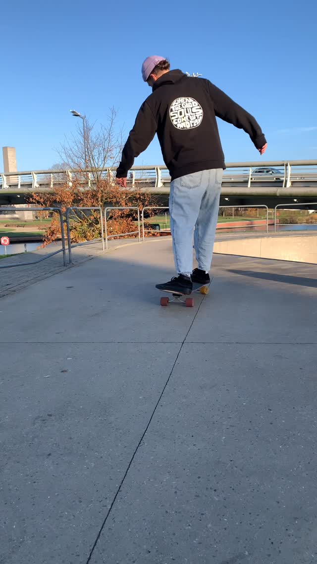 Movement
~
grateful for that ⚡️
~
~
~
#connected #embody #moveit #movement #letsmove #grateful #energy