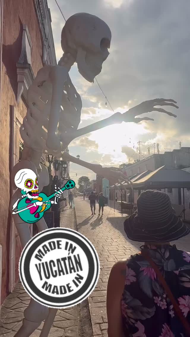 A Seattle, Washington couple (Go ‘Hawks!) came to Cancún to relax on the beach but after seeing reviews for Senor Travel But they just couldn’t resist a day out to see a Modern Wonder of the World. They were fortunate enough to see Mexico at its best - raining in Cancún, but sunny in Yucatan, they tried the local food )including at a foe festival in Valladolid), viewed and bought traditional clothing, visited a traditional Mayan kitchen (the best in Yucatan per one prize awarded) and met lots of Mayans. #mayans #mexico #cancun #valladolid #pueblosmagicos #yucatan #dayofthedead #privatetour