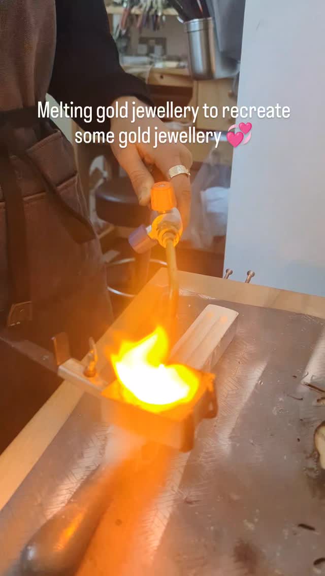 #recycling #handmadejewellery #custommade #remodeljewellery #reimaginedjewellery #heirloomjewellery #oldtonew #transformation