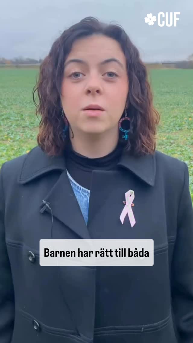 Centerkvinnorna, Centerpartiets Ungdomsförbund och Centerstudenter är överens inför partistämman i Karlstad - vi vill individualisera föräldraförsäkringen! Vi är väldigt stolta över vår gemensamma motion till partistämman som handlar om att föräldraförsäkringen borde reformeras - och individualiseras. @cufswe @centerstudenter