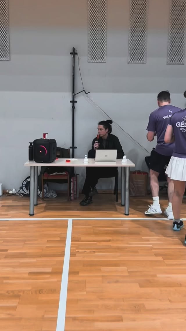 🏆 Vilniaus miesto mero taurė’25-26. Turnyras, kuriame buvo kovojama iki paskutinės akimirkos. Visi gavo net tik gerų varžovų, bet ir emocijų, išsikrovė fiziškai, pasikrovė psichologiškai ir yra pasiruošę kitos taurės etapui.
🏆 Registruokis į sekantį etapą net jei nedalyvavai pirmame. Verta tiek pradedančiam, tiek pažengusiam!
#badminton #tournament #cup #badmintoncup #lithuania #vilnius #merotaurė #sport #play #healthy #badmintonas #weekend