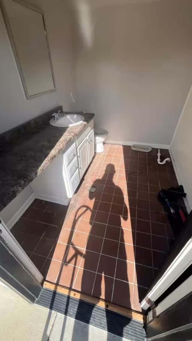 Pool house bathroom remodel! This was a fun little project. #freshstart #handyman #remodel #poolhouse #bathroom