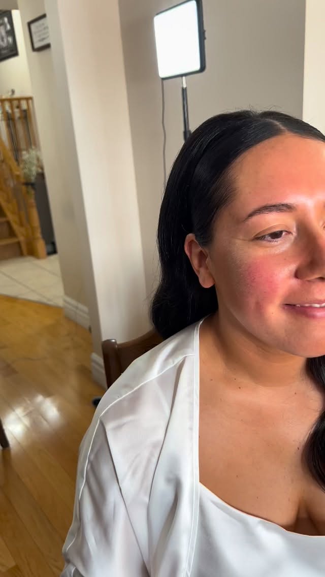 Karlee♥️loved her energy right from the start!
makeup by @glambyjo__
#browsbyjo#glambyjo#eyebrows#lip#threading#waxing#tinting#shaping#beautiful#binbrook#hamilton#gta#makeup#hair#clients#business#charlattetilbury#tooface#hudabeauty#fantybeauty#nyx#stilla#loreal#laneige#makeupbymario#makeup#wedding#love#creatingmemories
