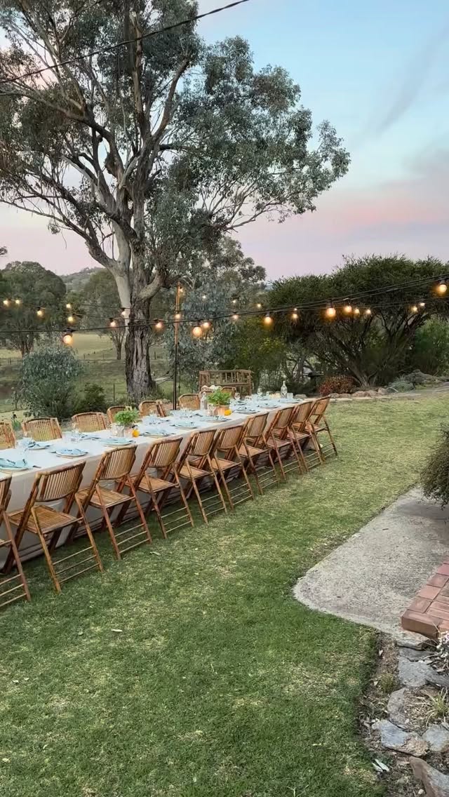 Small wedding, BIG memories.
Wandarra is made for the kind of celebrations that keep things simple — but unforgettable. Think golden sunsets, good tunes, great food and your favourite people. Whether it’s an elopement or a micro wedding, you’ll have the whole place to yourselves to celebrate your way. 🤍🤍
Ready to make it happen? Hit the link in bio to start planning your day.