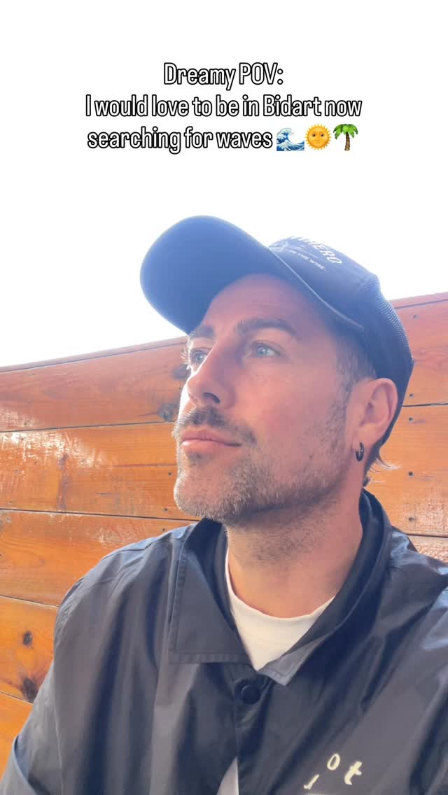 Dreamy thoughts VS reality 🤪
~
~
~
#bidart #basquecountry #coteatlantique #surfstyle #stopdreaming #behappywhereyouare