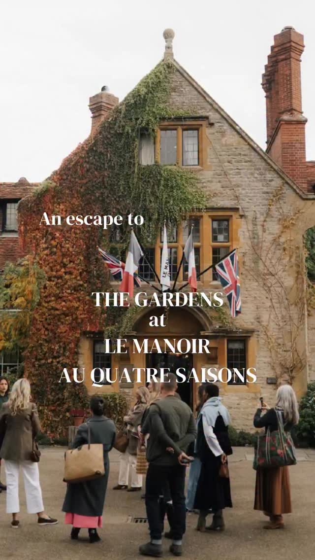 People, gardens and great food are three of my favourite things so I was thrilled to join @josieldn and @wildnutritionltd last week at @belmondlemanoir
We got to explore the incredible kitchen gardens with the fascinating @augusts_garden who is head of the Raymond Blanc Garden School where they are growing 156 different varieties of vegetables from all over the world. We learnt about seeds and how they have an incredible seed library of plants and flowers that people from all over the world swap and share.
We also learnt about the enormous wellbeing benefits of micro greens, planted our own, had the most delicious lunch in the Glasshouse and learnt about food grown supplements from Wild Nutrition.
I really enjoyed meeting @destinyjoelivia (have got that guitar out yet?!)@lollystreek @laurengracelife @sisterssharingstyle @leonorasmee
A reminder in our fractured world that we live in symbiosis with nature….and we should immerse ourselves in it at all times of the year not just Summer.
Thank you also to @josieldn and @charlieirons for being the host and hostess with the most-ess