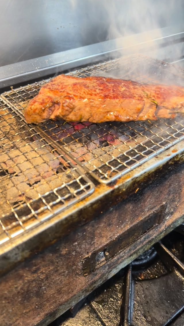 🔥 Hibachi Grilled Porterhouse Steak — tender, smoky, and bursting with flavour straight off the grill.
Available Tuesday to Thursday at Bellezza.
Perfectly charred on the outside, juicy inside — it’s the midweek treat you deserve.
🥩 $35.90 | 320g Gippsland Porterhouse
📍 Bellezza Restaurant, 1413 Malvern Rd, Malvern
Reserve your table 👉 www.bellezzarestaurant.com.au
#malvernrestaurant #melbournerestaurants #hibachigrill #porterhousesteak #steaklover #bellezzarestaurant #melbourneeats #grilledtoperfection