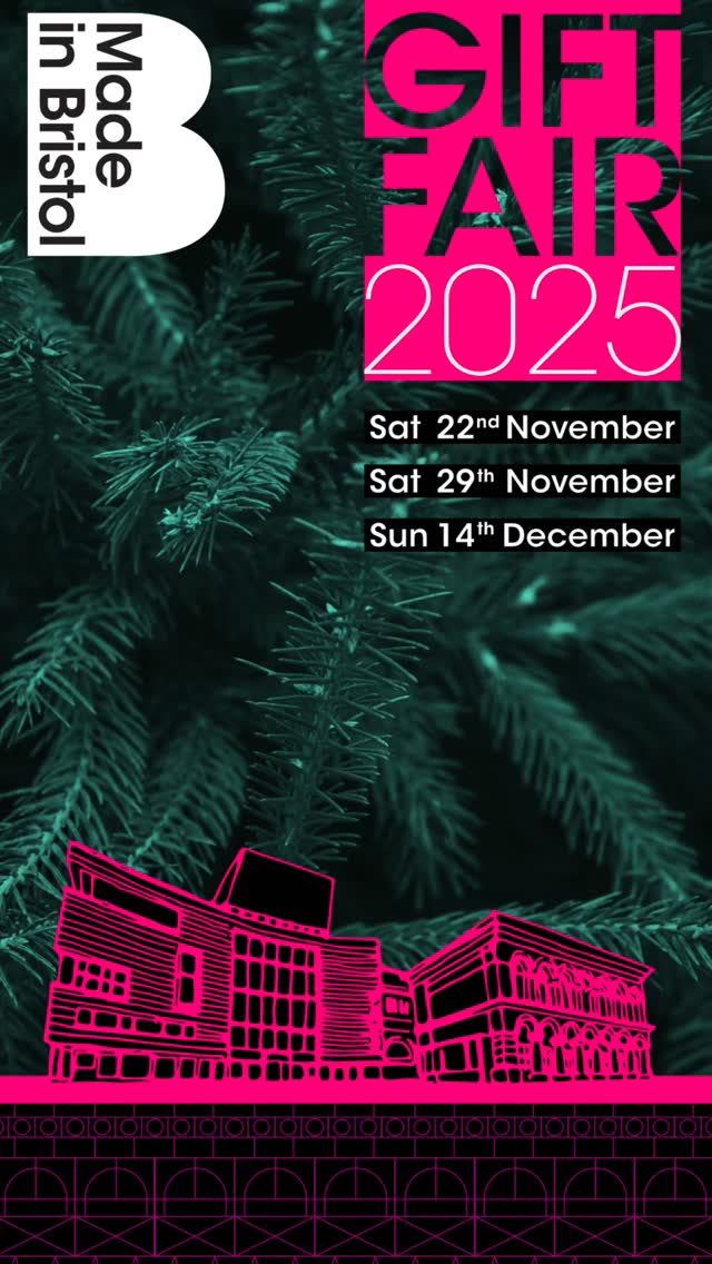 Come and see me at the @madeinbristolgiftfair - 22nd November - lantern hall foyer. Get a kick start on your Christmas shopping from so many amazing makers - and you can feel smug come December. I CANNOT wait! ps I do have pots in other colours too… #jenmakespots #madeinbristol #bristolpotter #christmasseason #pinkandgreen