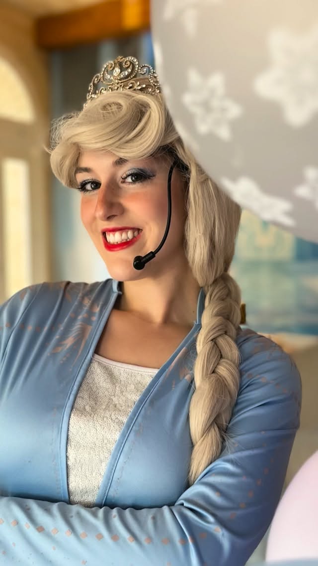 When Elsa walks in, the room goes quietโฆ and then the magic starts. โจ
Our Wally Jolly animators keep little eyes locked in with story-led games, gentle crowd control, and princess-perfect costumes & wigsโso real the kids whisper, โSheโs the real Elsa!โ ๐ฅน๐
#elsa #frozenparty #wallyjollymalta #princessparty