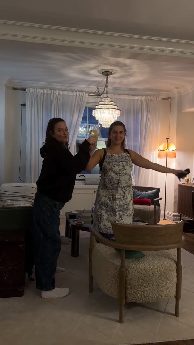 BTS of our annual Friendsgiving!! More more more to come. Love you !! #cooking #friendsgiving #thanksgiving #food