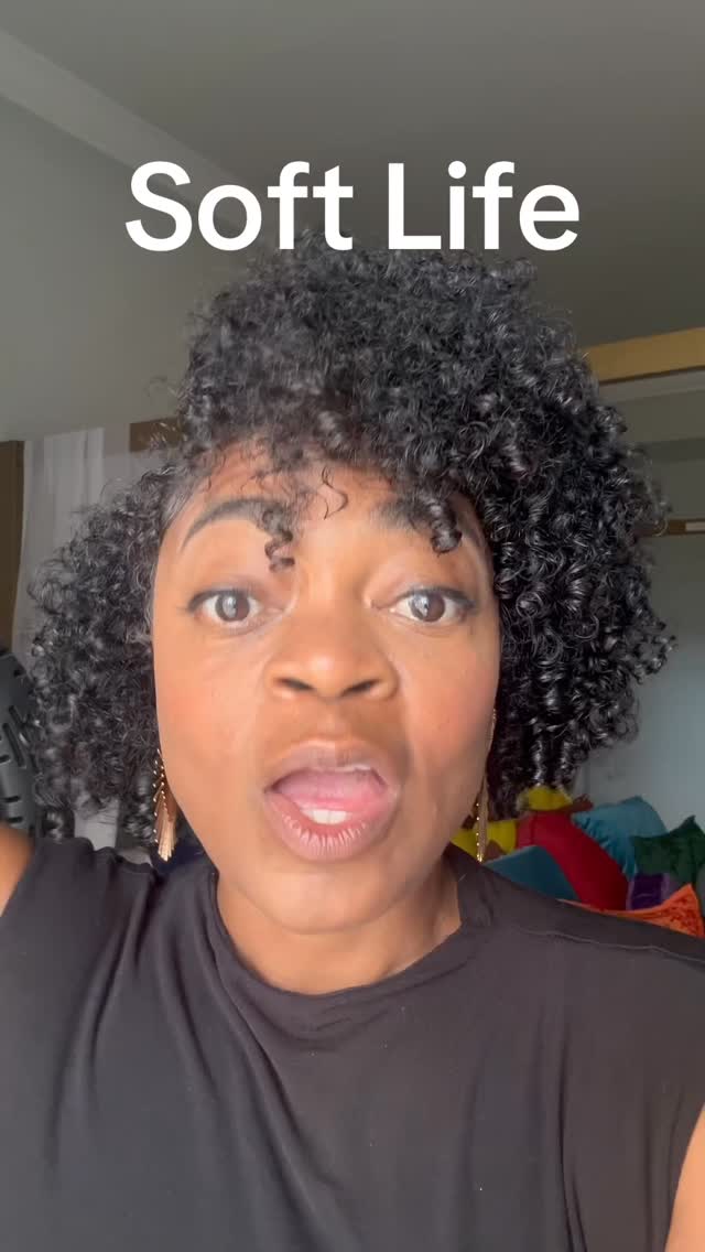 It’s strength without the armor.
It’s choosing peace over proving, alignment over intensity, truth over survival. #thestorythatbrokemeopen #feminineenergy #softlife #selflovejourney #healingfeminine