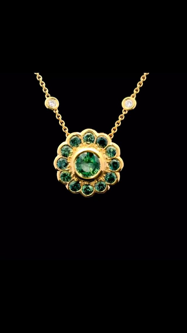 A bespoke piece created in close collaboration with our fabulous client.
Each blue green parti sapphire was chosen together for its specific colours, then set by hand in 18ct yellow gold to form a pendant with understated beauty and individuality.
Made in Adelaide by Martin Rogers Jewellery.
#MartinRogersJewellery #AdelaideJeweller #HandcraftedJewellery
#PartiSapphire #AustralianSapphires #BespokeDesign
#FineJewellery #YellowGold #CustomMadeJewellery #CraftedInAdelaide