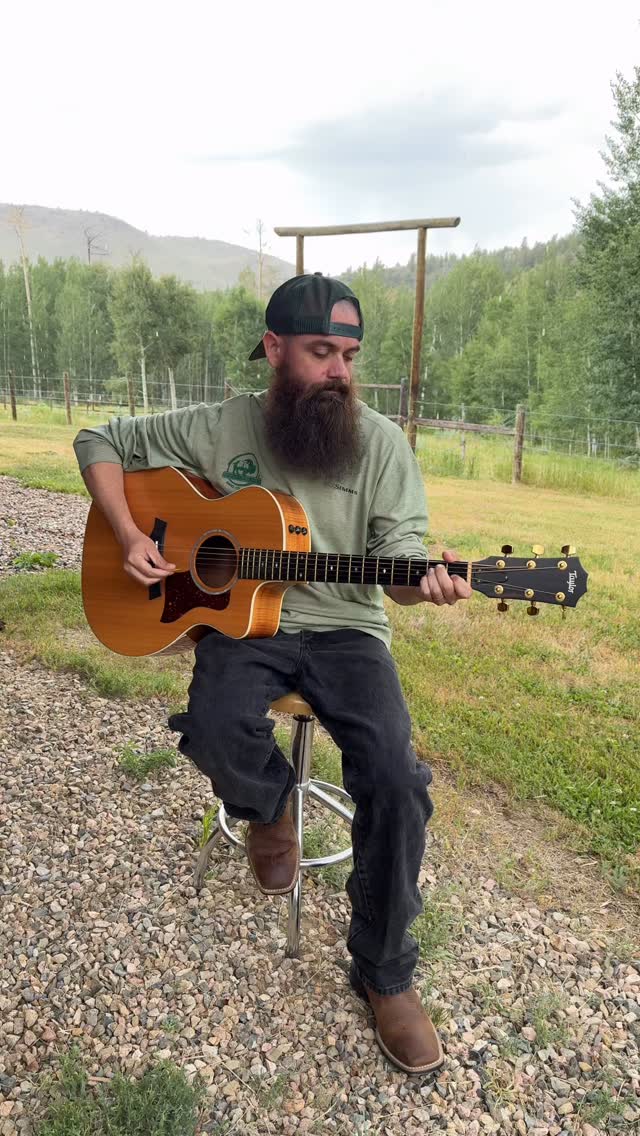 I had the opportunity to go out to Colorado and play some music this summer. It started raining when I got out to film, but I think it worked out perfectly. Music has taken me a lot of cool places in my life, so Brent Cobb’s “Traveling Poor Boy” has always rang a little louder inside my head.
Tickets are on sale for my birthday show 12/7 at @citywinerystl !!
(P.S.: I unknowingly had Hand, Foot and Mouth disease while filming this. It’s not rock star, but I’m pretending it is.)
#acoustic #cover #brentcobb #lostcause #colorado