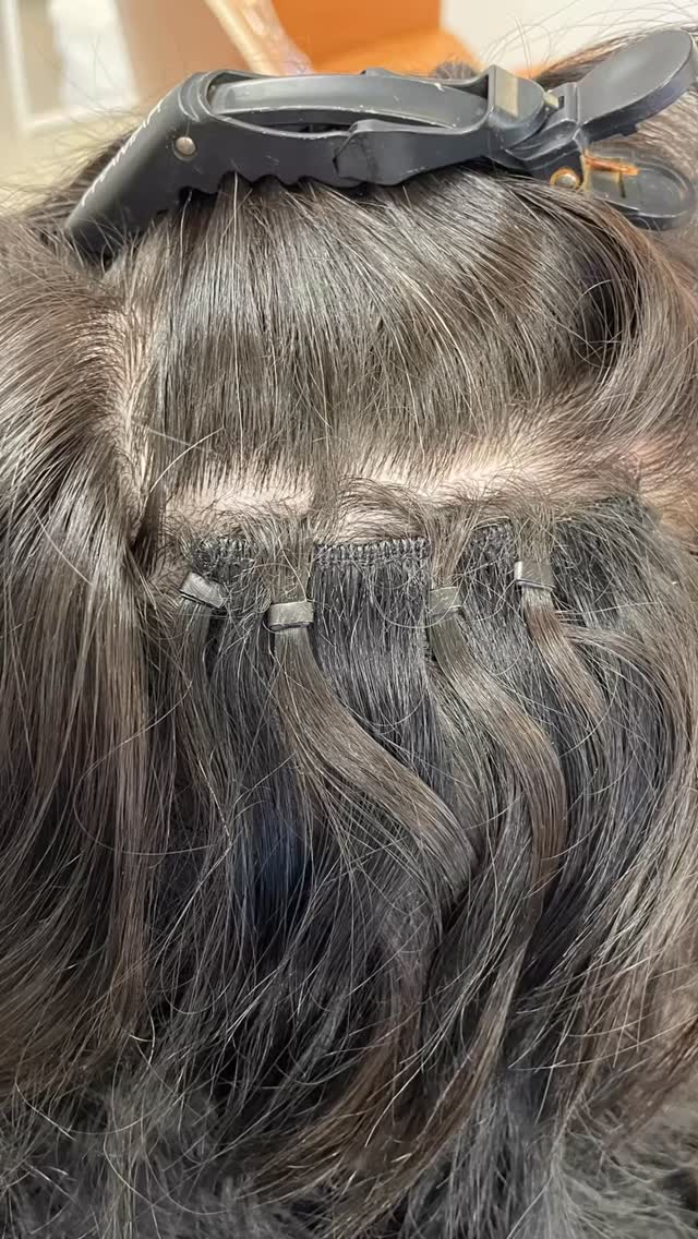 Practice safe extensions ✌🏼#beautyandlivelyco #beautysalon #localbusiness #hairgoals #hairsalon #sudburyhairextensions #sudburyhairstylist