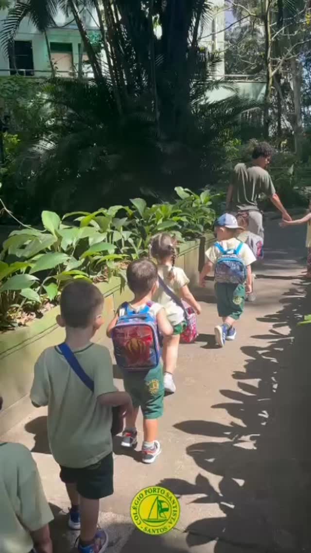 "🌸 Passeio ao Orquidário! 🌸
A sala do Maternal 1 e 2 do Colégio Porto Santista fez um passeio incrível ao Orquidário!
Recheado de alegria e entusiasmo, os pequenos se divertiram com os bichinhos e ainda fizeram um delicioso piquenique!
#ColégioPortoSantista #Passeio #Orquidário #Maternal #Diversão #Aprendizado