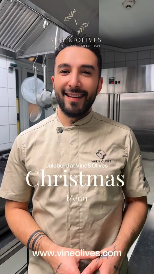 Our Christmas menu has officially begun! ✨
Here’s a little taste of the starter that sets the tone for a cozy, flavorful julebord at Vine&Olives.
Greek soul, Norwegian holiday spirit — the perfect festive blend.
We have limited spots for December, so book your table early!
#VineAndOlives #Julemeny2025 #JulebordOslo #FrognerOslo #BygdøyAllé #OsloRestaurant #OsloSpisesteder #GreekMeetsOslo #JulIFrogner #ChristmasMenu #OsloFoodScene #EatOslo #GreskMat #OsloJul #FestiveDining #OsloEats