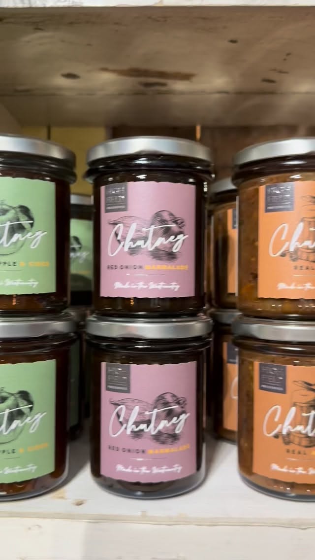 We took a wander through the shop filling our basket with goodies…
Personalise your gifting with carefully chosen items and create your own hamper. All items are sold seperately.
#christmasiscoming
Find us on the B3181 between Cullompton and Exeter with easy access from the M5
#christmashamper #designyourown #allitemssoldseperately#vintagehomestyle
#southwest #christmas
#christmastime #christmasgifts
#giftideas #gifts #instagood
#antiqueshop #vintageshop
#devon #uk