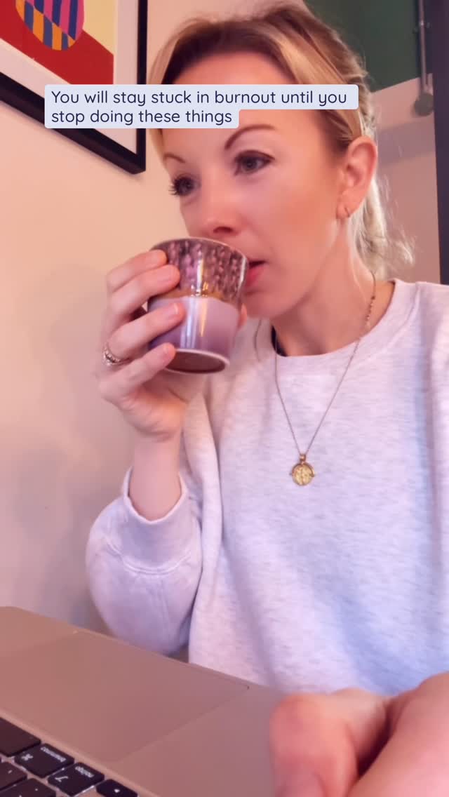 Burnout isn’t just “being tired.”
It’s what happens when your body stays in survival mode for too long: running on stress hormones, under-fueling, and pushing past your limits.
During burnout, your system becomes hypersensitive to blood sugar dips, caffeine spikes, and sleep debt, which makes even normal days feel exhausting.
That’s why these habits keep you stuck in the burnout loop 👇
1️⃣ Pushing through when your body says stop- forces your nervous system into overdrive and blocks recovery.
2️⃣ Skipping meals - creates blood sugar crashes that mimic anxiety and worsen fatigue.
3️⃣ Over-caffeinating - gives a short spike but deepens the crash, overstressing your adrenals.
4️⃣ Sacrificing sleep - disrupts hormones that regulate energy, appetite, and resilience.
5️⃣ Not eating enough -signals your body to conserve energy, slowing metabolism and mental clarity.
6️⃣ Not building protein + fiber-rich meals - leads to unstable blood sugar and energy crashes.
7️⃣ Not allowing intentional rest - keeps your nervous system stuck in “on” mode, preventing true recovery.
8️⃣ Thinking high performance = self-sacrifice - teaches your brain that productivity matters more than wellbeing, pushing you deeper into burnout.
✅ Do this instead:
Build balanced meals to support stable energy and mood.
Prioritise sleep like a non-negotiable meeting.
Add rest rituals that reset your nervous system.
Redefine “high performance” as sustainable, not self-abandoning.
If you want to go deeper, I put together a free resource that walks you through the key foundations of burnout recovery
💌Comment ENERGY and I’ll send you the link 💌