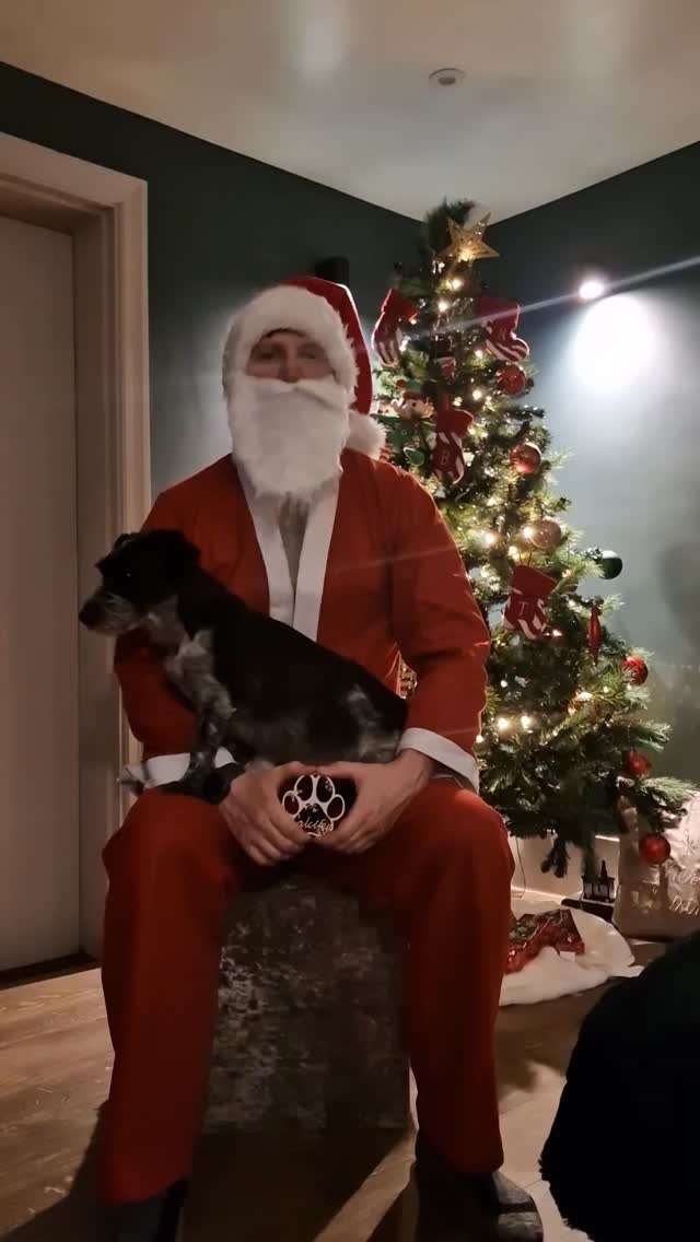 There's even an elf in this video. Can you spot it? 👀
.
.
Want a written version of our plans this year? Comment below and we'll DM you the details. 🎅
- Saint Nick