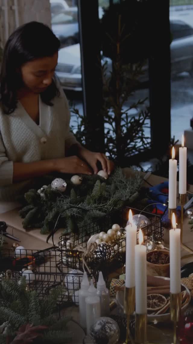 It’s timeeeeeeeee!! 🎄 🌟
#ajaxflorist Christmas wreath classes are here!! Dec.4th from 6-8pm right here at Floral Classics. Enjoy the gift of design with us as we make a festive eco-friendly wreath and bring holiday cheer home 🎄
Call (416)491-1566
Email beautiful.floral.classics@gmail.com
Book your spot today!!
#ajaxflorist #flowersajax #christmaswreaths #christmasclasses