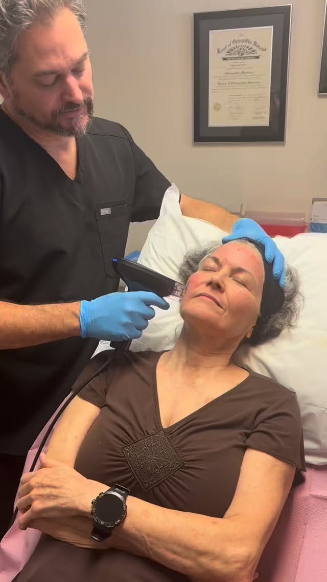 An inside look at our flawless Morpheus8 treatment done by Dr Samano! Performed with care, precision, and professionalism for beautiful, refined results✨
Watch as Dr. Samano, medical aesthetics expert at Samano Aesthetics, performs a Morpheus8 treatment on a patient.
Performed at: Samano Aesthetics 2828 Casa Aloma Way Suite 500 Winter Park FL 32796
Learn more or book a consultation:
www.SamanoAesthetic.com
(407)790-4020
#samanoaesthetics #aesthetics #morpheus8byinmode #morpheus8