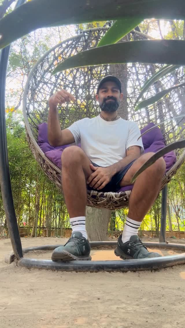 Quantum Theory Part ✌🏾. We last discussed the power of our Reticular Activating System to open up new portals 🌌 , and we now we discuss the power 🚀 to get you there! Through a bio-chemical process induced from #breathwork, we generate a bio-photonic chemical called ATP that triggers 🔥 a sequence of Quantum Leaping events starting with energy in the body, influencing emotions (energy-in-motion), which shifts our thoughts, decision, and outcomes!!! #quantumhealing #yoga #manifest #energy #intentions #transformation