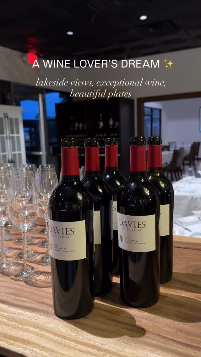 Thank you for joining us for a sparkling night with @schramsberg . From the first pop of Schramsberg to the last bite, our wine dinner at Marché Bacchus was pure magic. ❤️