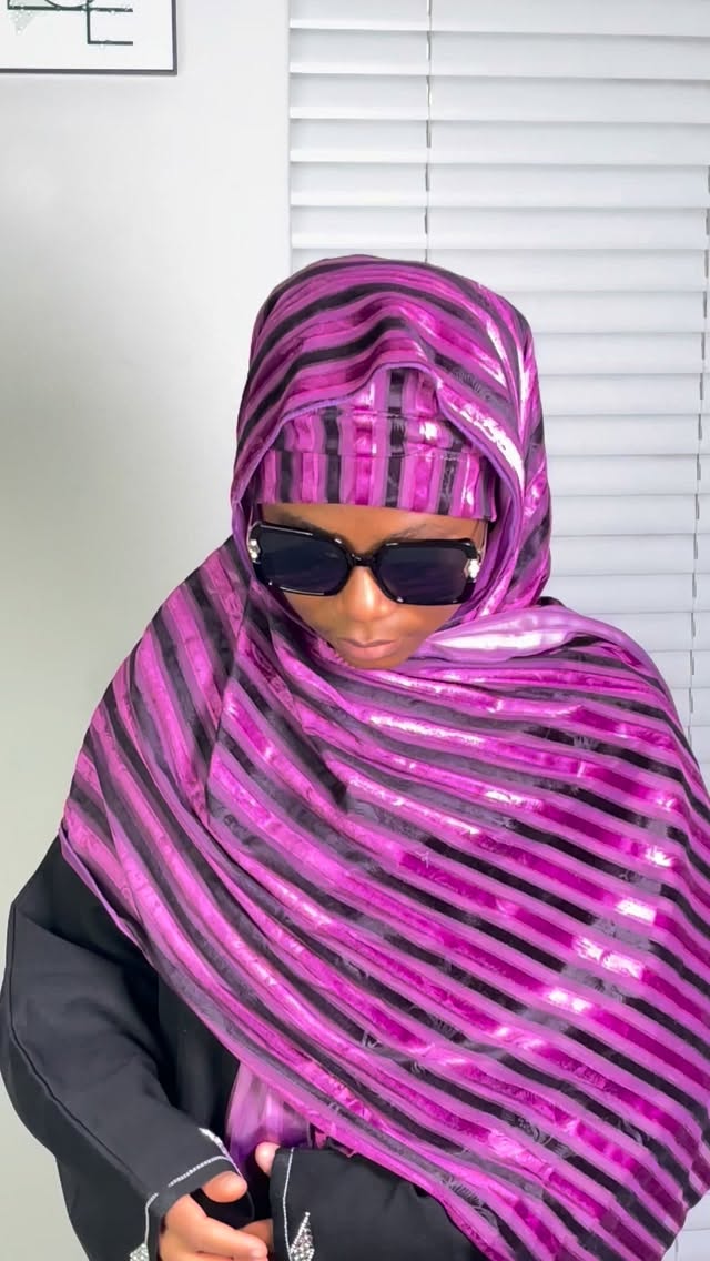 ◽️Cap and shawl
▫️Available in 8 different colors and prints
▫️Price: R200
▫️To order kindly send us a dm or
▫️Kindly click on the link in bio
#cap #turban #jalabiyabyposhmama #explore #post