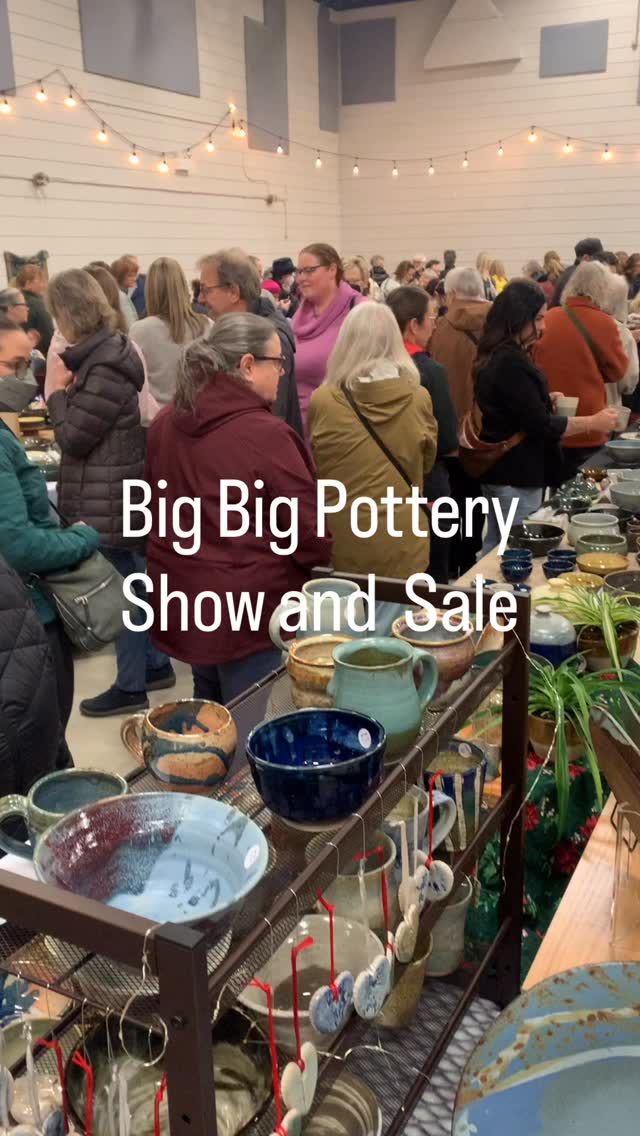 🎯 Six reasons why you should come to the Edmonton Potters’ Guild Annual Show & Sale:
1. Support Local Artisans
Over 80 talented potters from the Edmonton area are showcasing their handcrafted work — when you shop here, you’re directly supporting local artists and the creative community.
2. One-of-a-Kind Pieces
From functional mugs, bowls, and plates to sculptural and decorative pieces — every item is unique and handmade. Perfect for holiday gifts or something special for yourself.
3. Meet the Makers
Connect with the artists, hear their stories, and learn about the craftsmanship behind each piece.
4. Free & Family-Friendly
There’s no admission fee, and the atmosphere is warm, welcoming, and great for all ages.
5. Give Back
The event accepts food bank donations — bring a non-perishable item and help support those in need while enjoying local culture.
6. Art for Every Budget
Whether you’re looking for an affordable mug or a statement piece, there’s a wide range of prices to suit every budget.
#Yeg #pottery #shoplocal #edmonton