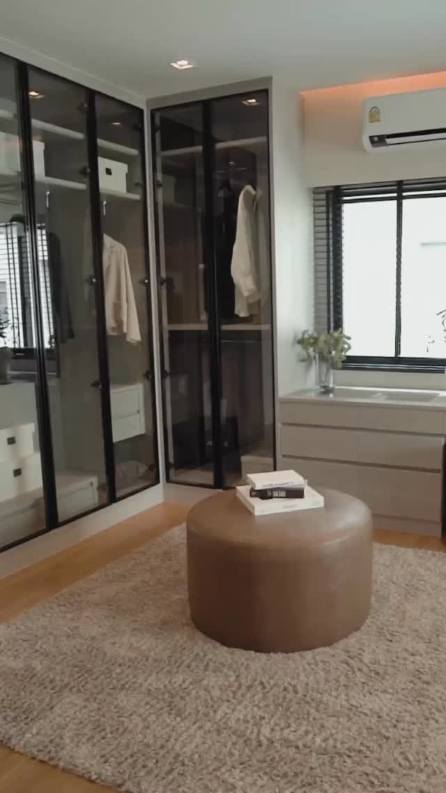 A fitted wardrobe should feel personal. Practical. Perfectly built for how you live.
Frazer Lewis designs bespoke bedroom built-ins, all over Essex, that bring calm and order to your space. Whether you want clever storage, soft-close drawers, or tailored lighting, every detail is made to measure.
We also update existing furniture with crafted joinery and new finishes to give your bedroom a fresh, elevated look.
Designed for everyday ease. Affordability as standard. Built by Frazer Lewis.
Book a consultation by calling 📞 01268-201900 or enquire through our website to begin your project.
#dreambedrooms #fittedwardrobes #hornchurch #basildon #southend #bedroomstorage #Essex