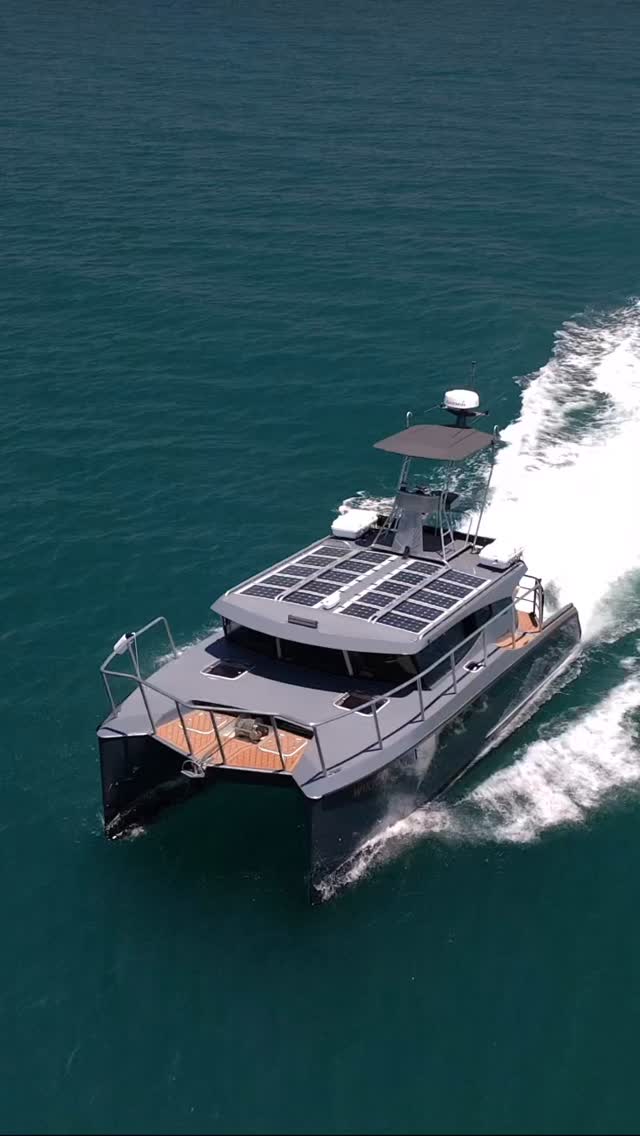 What does Wirraji mean?
From the Baiyungu language, Wirraji means Stormbird.
A name that speaks of the winds, the ocean, and the connection between sea and sky.
#oceanecoadventures #coralbay #wirraji #stormbird #ningalooreef #australiascoralcoast #swimwithmantas #electric #australiasfirst