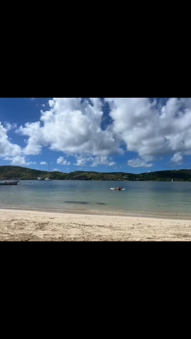 Back from a gorgeous trip in the Caribbeanđ´. My vitamin D should be topped up for a while and now itâs time to get back on track. There was no omelette station this morning, I had to make my own but preparing some veg last night made it easy, and a few grapefruit chunks to add some vitamin C.
A lot of people decide not to bother with nutrition advice at this time of year but honestly if you can do it now you can keep it going all year. Weâll always have an excuse. Let me know your excuse and Iâll help you through it!
Iâm not a quick fix girl telling you to count macros for a photo of a tanned body. Iâm working from the inside out and small changes in November and December set you up for the new year.
đĄMy OFFER to you is two sessions to focus on a topic of your choice (e.g. Immunity, hormones, digestion, weight, sleep, cravings, sports nutrition..), one before Xmas* and one in January. ÂŁ150.
Book by Fri 21st November. BOOK - Message me
.* Must be used by 19th (weekdays).
#christmasparty #nutrition #sportsnutrition #runner