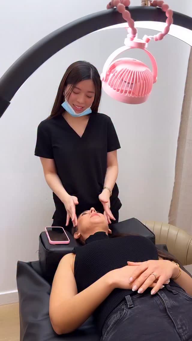 Always documenting our work đ¸đ #lavoomsalonyyc
â˘
#YYCBeauty #CalgaryBrows #CalgaryLashes #BeautySalonYYC #BrowLamination #LashExtensions #FacialTreatments #EyebrowThreading #YYCHair #MakeupArtistYYC
#BeautyInspo #LashLift #BrowTinting #BeautyServices #YYCSalon #CalgaryBeauty #GlamLife
#SkincareYYC #BrowGoals #LashGoals #BeautyBar #SalonLife #BrowsAndLashes #BrowArtist
#LashArtist #HealthySkin #BeautyExperts