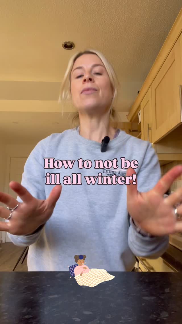 🤧Sod off germs 🤒
Getting coughs and colds is part of life and they’re mostly unavoidable- esp. if you’re a parent!
But, getting enough of these key vitamins will help keep symptoms mild and encourage our bodies to fight the infection more quickly.
Vitamin C
*citrus fruits - lemons, oranges , grapefruit
*Peppers - orange, yellow & red
*spinach
*berries
Vitamin E
*almonds
*seeds - sunflower
*spinach
*avocado
*salmon
Antioxidants
*berries - esp. blueberries
*Green leafy veg
*garlic
*ginger
*turmeric
Also, vitamin D is great for our immune system. Get out in natural light at any opportunity and it is recommended that in the UK we SUPPLEMENT THIS during winter months when there is less sunlight ☀️
#boostimmunesystem #highvitaminfoods #foodsforwinter #eatthesefoods #healthythroughnutrition