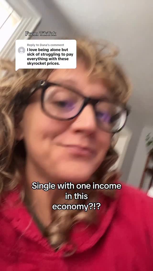 One income in this economy is NO JOKE.
#dating #datingadvice #single #singlelife #singlefriend #singleproblems #alone #beingalone #loneliness #childfree #childfreeproblems #childfreebychoice #childfreemillennial #childfreelife