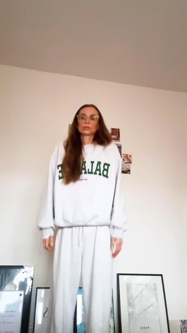 Yesterday’s visibility wasn’t in spoken word, it was in connection to mind, body, breath.
The kind of visibility others don’t see, yet is much more significant than just showing your face online.
This is how we started our day yesterday inside my membership, The Soul Circle Collective ✨- connecting with ourselves, tending to our breath, our body and our hearts longing.
This is the essence of the spaces I hold, ones that help you reconnect with yourself away from the noise, pressure and demands of the inside world. The quiet whispers within we often don’t hear, or ignore.
It’s just as (if not more important) to be tending to your own needs first, before pouring into others. You know how the saying goes “you can’t pour from an empty cup”
So this is your reminder to slow down and tend to yourself, it’s not a luxury, it’s essential 🫶🏻🩷✨
Qigong with: @tuningintoyoursoul
.
.
.
#qigongpractice #mindfulnesspractice #mindbodyconnection