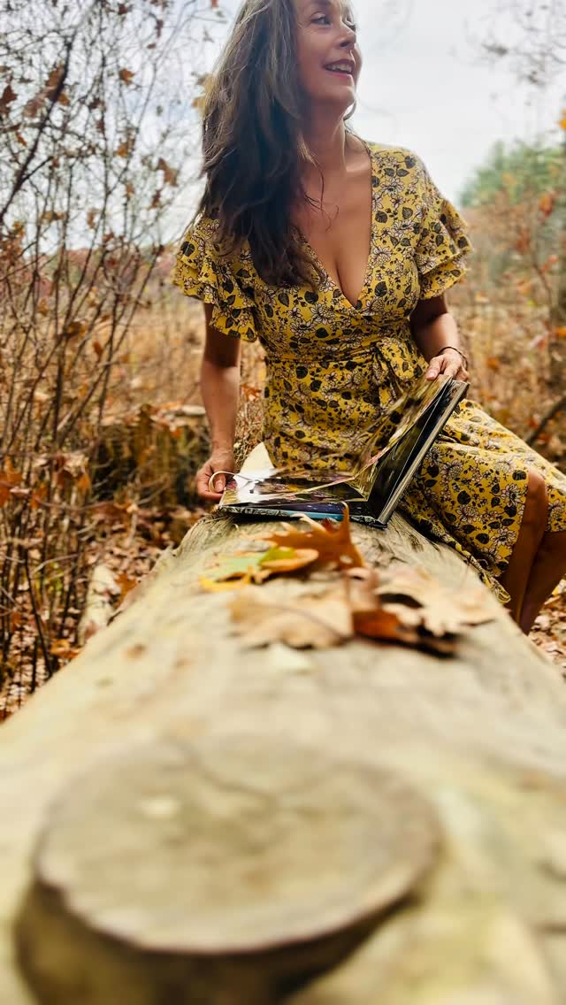 Así como las hojas caen, tu cuerpo y ser también se transforman #ayurveda #latinasenusa #reflexiones #amorpropio #fyp #love #amor #instagram