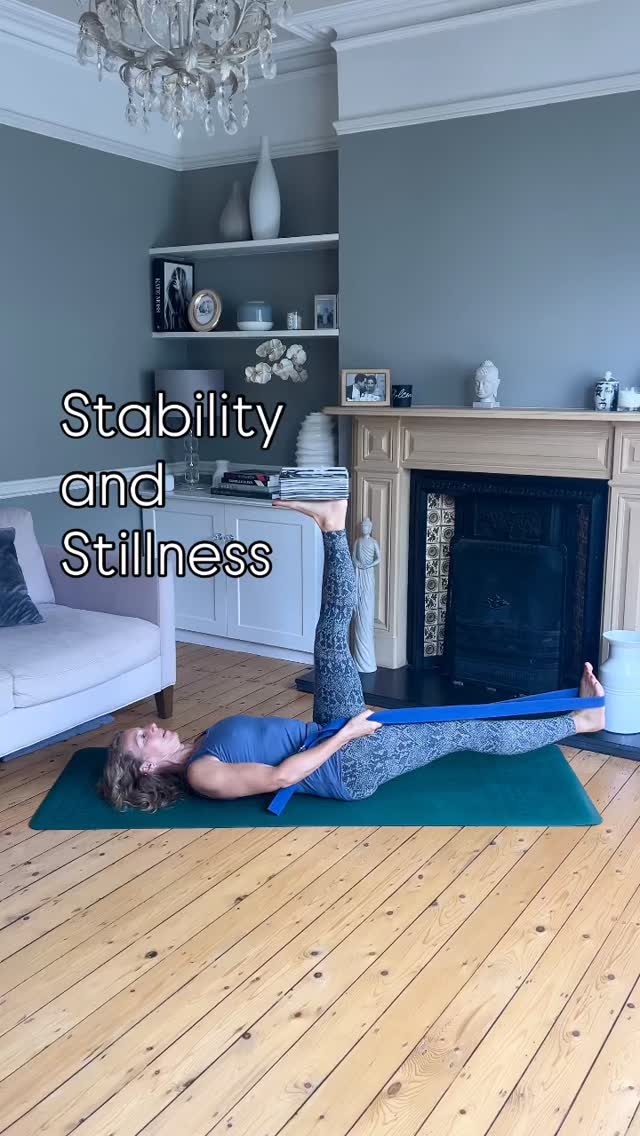 “Stability isn’t found in avoiding storms, but in learning to anchor yourself with clarity, patience, and trust in your inner strength.” Unknown
Words that have really spoken to me as we move through November.
One of the busiest times of year for my family and feeling pulled in many directions I have used my yoga practice as an anchor amongst the many shifting jigsaw pieces which make up our lives.
#yogaoffthemat
#yogabenefits
Enjoy this movement (inspired many years ago by colleague and friend @carmenhuttmovement )
🍁 Support the block. Anchor the hips.
🍁 Slowly and with control lift and lower the other leg using the belt.
🍁 All guided by the breath. Builds proprioceptive awareness, core and hip flexor strength and a decent hamstring stretch.
What do you notice? 👇
🧘♀️mat @yogi.bare . Code in bio.
#yogainspo #yogaprops #yogaideas #londonyogateacher #yogatherapist #grounding #yogaforhealth