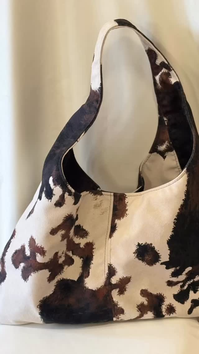 Some stock ready for the Christmas craft fair in Wetherby this Saturday - do join us!
#romanblinds #bespokeupholstery #curtains #blinds #wetherbyupholstery #interiordesign #customupholstery #leedsupholstery #bespokecushions #upholstery #upholsteryfabric #upholsteryshop #upholsteryfabrics #upholsterylife #upholsterydesign #upholsteryworkshop
#upholsteryproject #upholsteryleeds #upholsteryproblems #upholsterylove #upholsteryrepair #upholsteryrepairs #reupholstery #scattercushions #footstools #bespoke#bespokefootstools #bespokeupholstery #bespokeheadboards #slouchytotebags