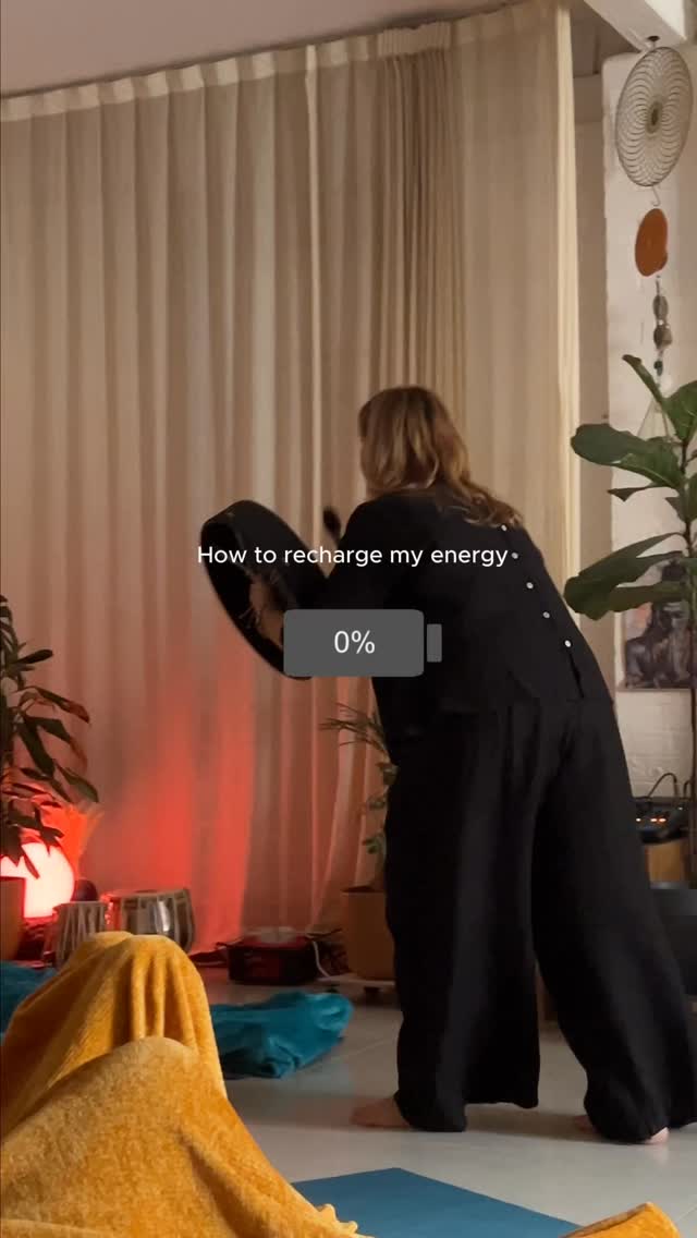 SKY works every time 🥹
my journey to become a Shamanic Kundalini Yoga teacher had to come from somewhere, and that was experiencing it for myself from my teacher Trish @souladventures
getting to assist her in her recent Wintering workshop was such a joy and was sooo needed 🌀
with SKY being such a big tool for my healing, recalibration, and restoration - whenever I step onto the mat now, my mind and body instantly switches into its mode of safety & release
if you’re just starting your journey with yoga, I can bet that if you keep going you’ll begin to notice this home of safety on the mat, too 🤍
#Shamanic #Kundalini #Yoga #Healing