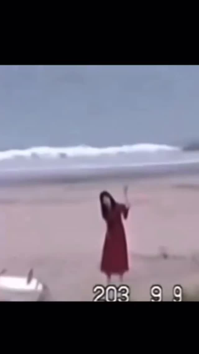 Nothing like a follow request to start a whole chase scene 😱🏃♂️📱
#helpusreach10k #FollowFun #ReelLife #CreatorVibes #RunForIt #IGReels #TeamMoments #LetsGrowTogether