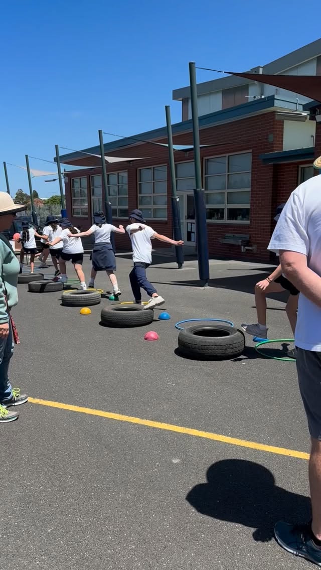 Another snippet of Fridays School Colour Fun Run- it was SO much fun!!!
Big thanks once again to all our volunteers and key helpers!
Big shout out to @fairwaydanceschool for their dance activities and clinics, @panthers.basketball.club for their basketball clinic and Adrian G for the Mini Roos.
🙏🏻 🌋🎉🩷💚💙💛💜