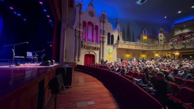 A recent concert at the Sheboygan Theatre, sped up to give you a sense of things. People filing in, beautiful hall, changing lights….pretty neat!
#Jacaconcert #jacaclarinetandguitar #tourlife #folkeduptour #jacamusic