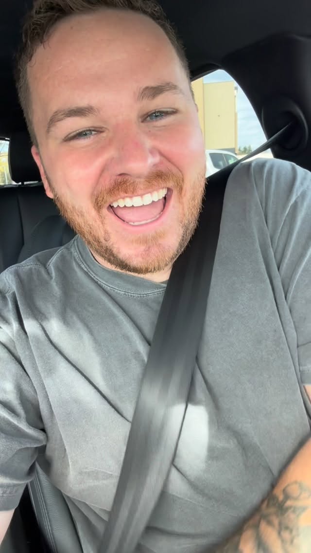 Angel trees are here!! I would love to do this so much more before the holidays. I’ll be using all the money I make on Fridays at the barbershop to start doing this more. Want to help me do more Venmo @robbiemcmenomey