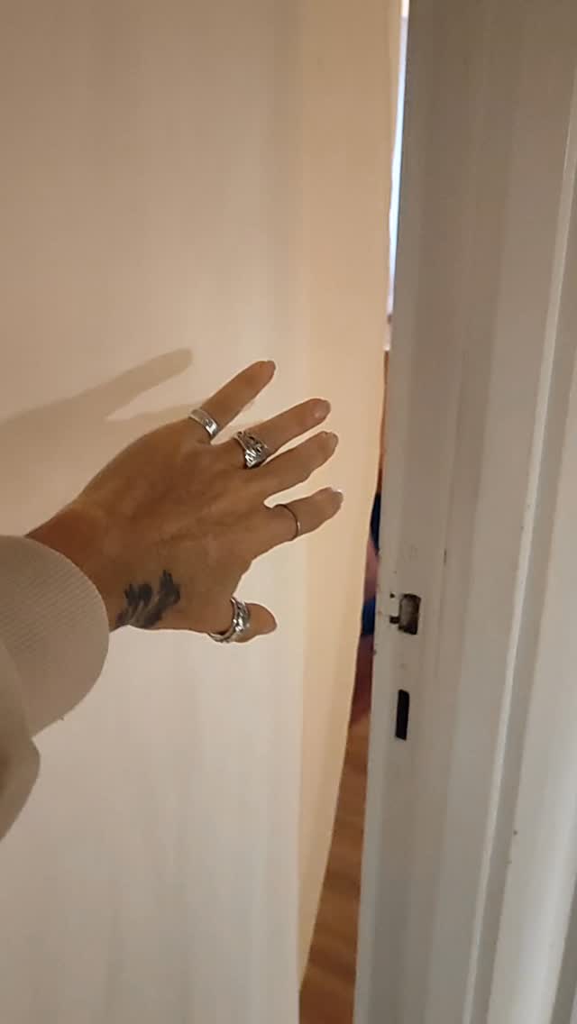 Noi iniziamo la giornata così 🌞
Sveglia presto, respiro profondo, mente chiara.
Le classi Mysore trasformano la tua energia per tutta la giornata 🌞
💪 Inizia ora — prenota la tua pratica del mattino!
#yogapertutti #ashtangayoga